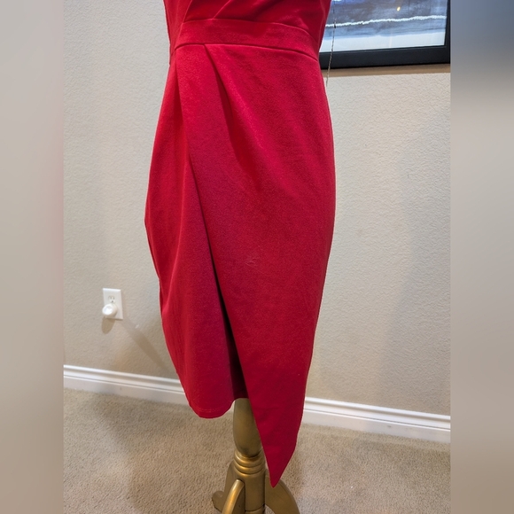 Lulu's Queen Of The City Vibrant Red Asymmetrical Midi Dress - Picture 4 of 8
